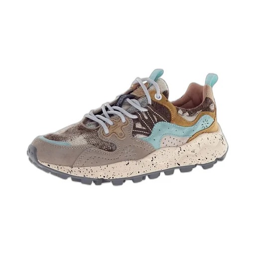 Low-Top Sneakers