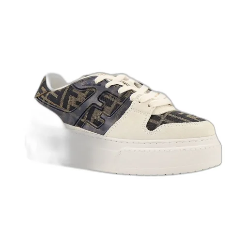 Low Top Sneakers