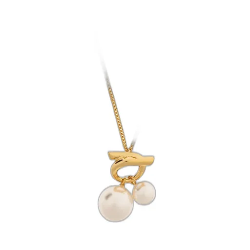 Pearl Pendant Necklace