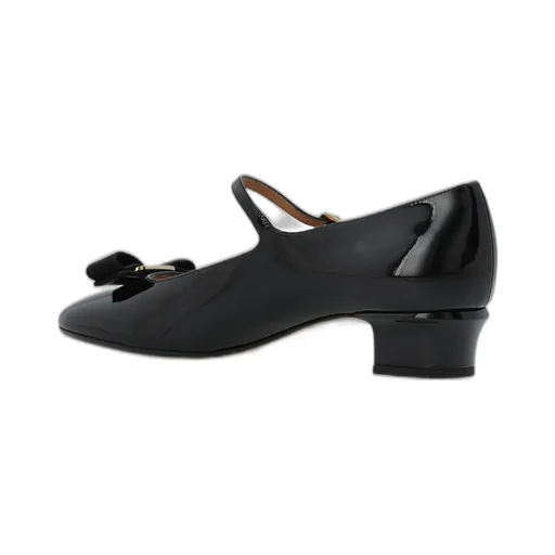 Mary Jane Pumps