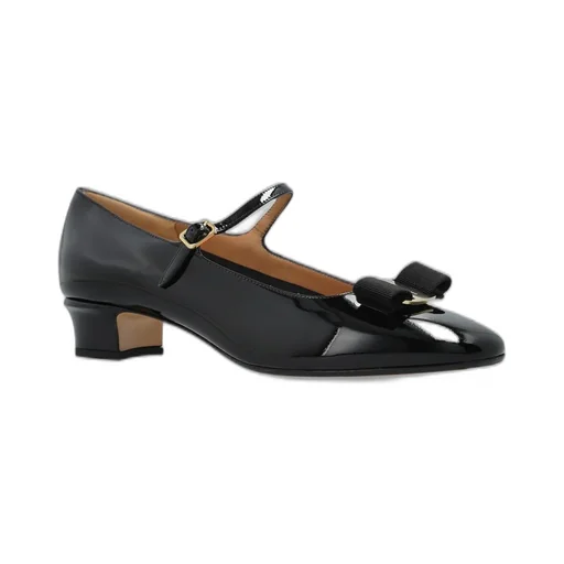 Mary Jane Pumps