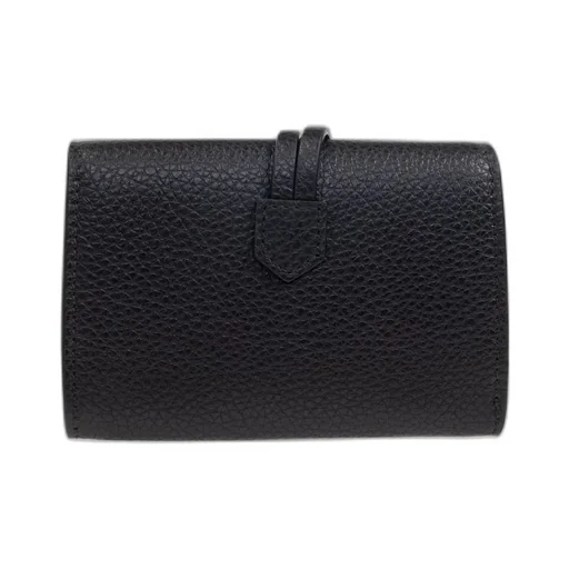 Wallet With Turn-Lock Closure