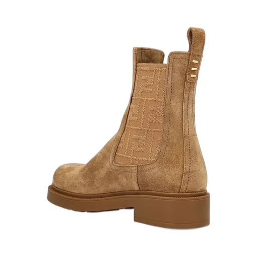 Chelsea Boots