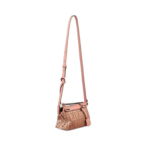 Kan I Fendi Baguette Bag