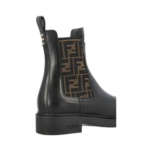 Chelsea Boots