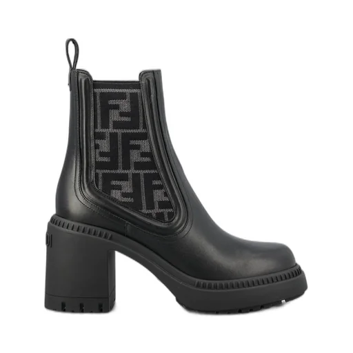 Chelsea Boots