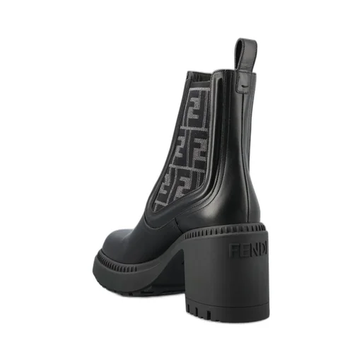 Chelsea Boots