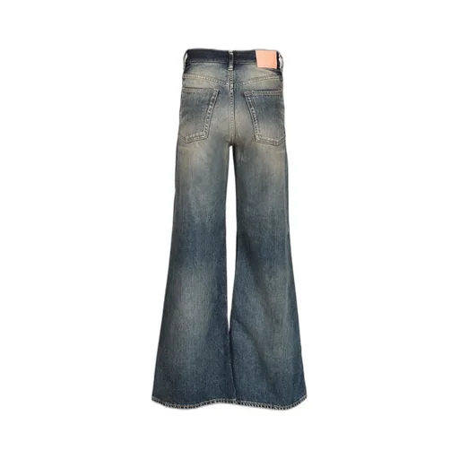 Wide-Leg Jeans