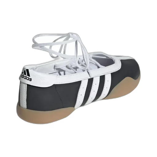 Ballet Sneaker