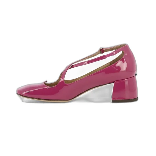 Mary Jane Pumps
