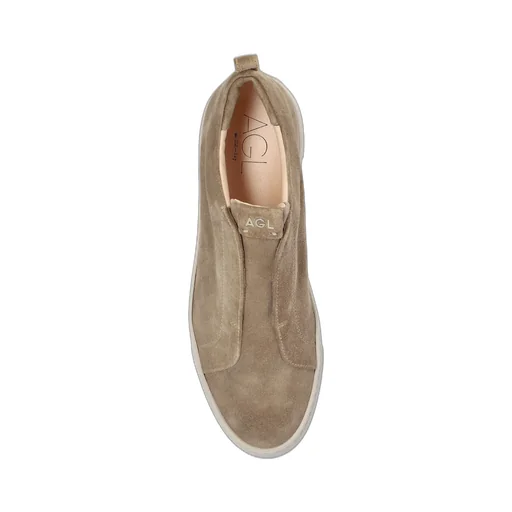 Slip-On Sneakers