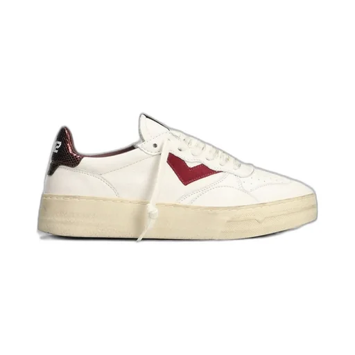 Low-Top Sneakers