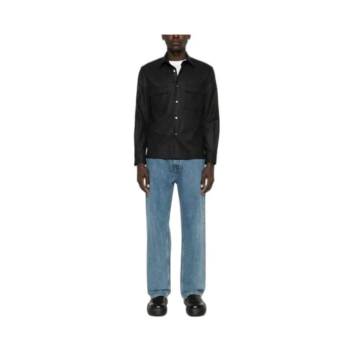 Button-Up Shirt With Two Chest Pockets
