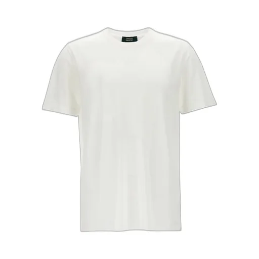 Basic T-Shirt