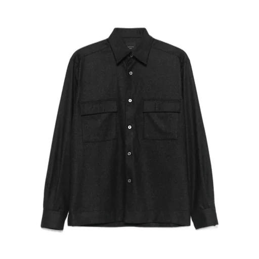 Button-Up Shirt With Two Chest Pockets