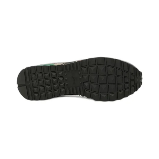 Runner Sneakers