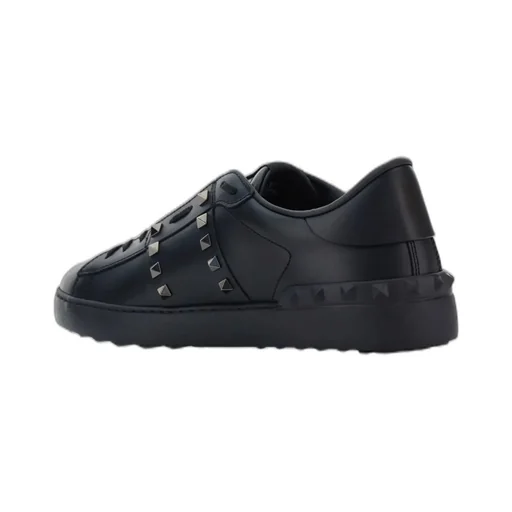 Open Sneakers