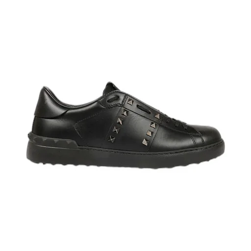 Low-Top Sneakers With Studs
