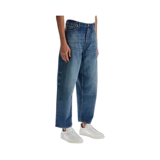 Wide-Leg Jeans