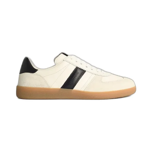 Low-Top Sneakers