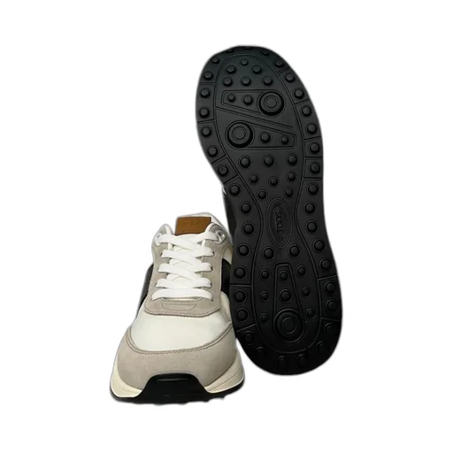 Low-Top Sneakers