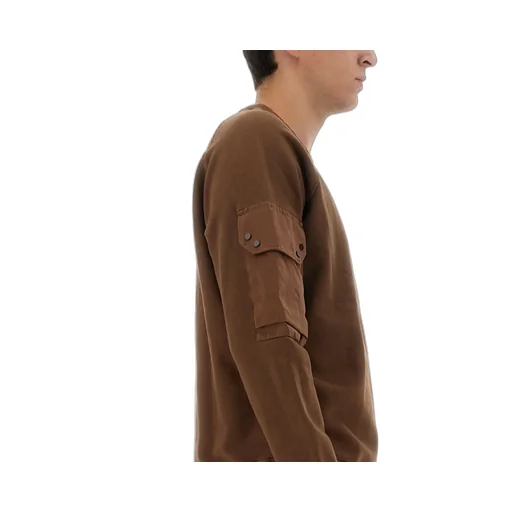 Sweatshirt With Cargo Pockets