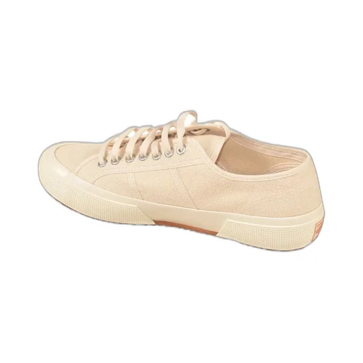 2750 Cotu Classic
