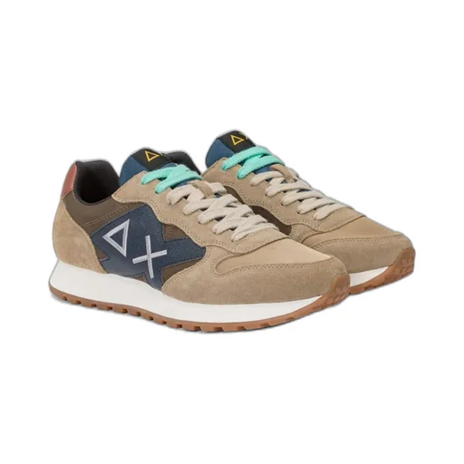 Low-Top Sneakers