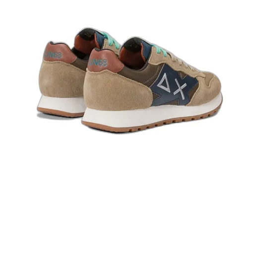 Low-Top Sneakers