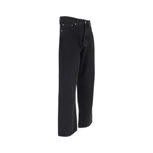 Wide-Leg Jeans