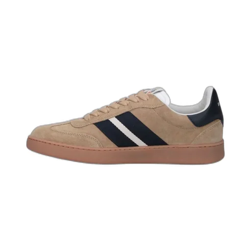 Low-Top Sneakers