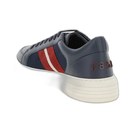 Low-Top Sneakers