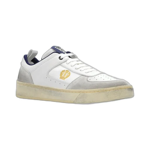 Low-Top Sneakers