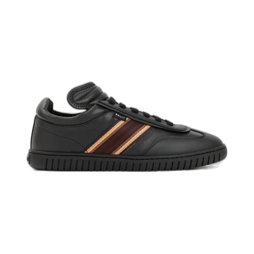 B-Court Sneakers