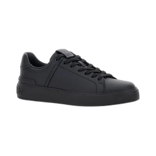 Low Top Sneakers