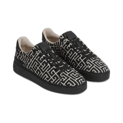 Low-Top Sneakers