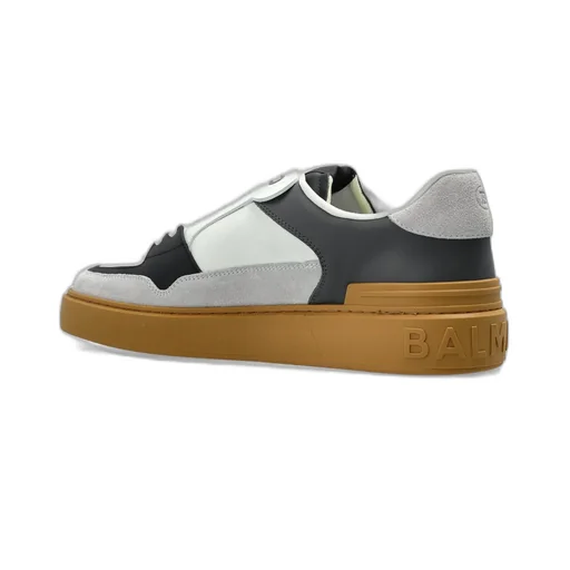 Low-Top Sneakers