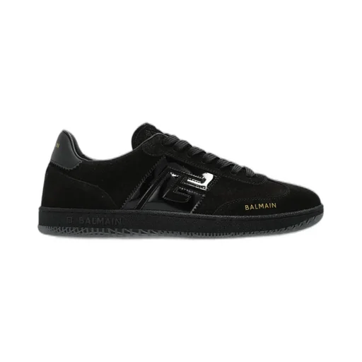 Low-Top Sneakers