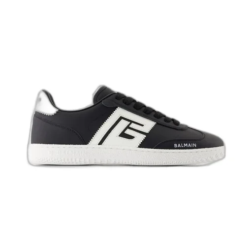Low-Top Sneakers