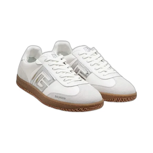 Low-Top Sneakers