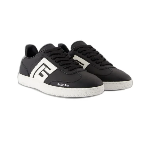 Low-Top Sneakers