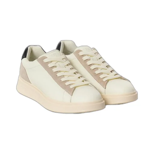 Low-Top Sneakers