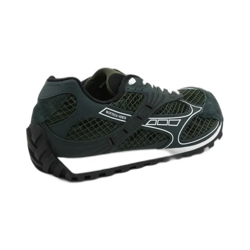 Runner Sneakers