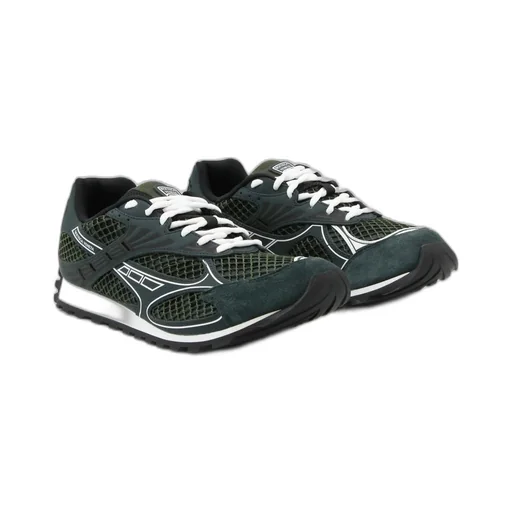 Runner Sneakers