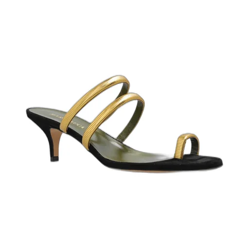 Sandals With Tubular Straps