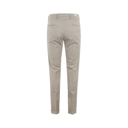 Chinos