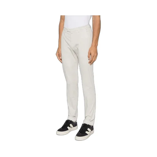 Chinos