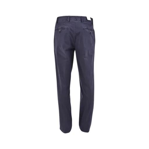 Chinos