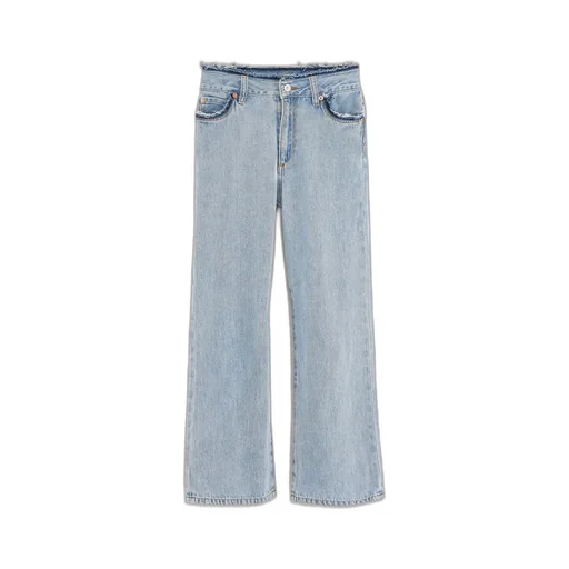 Wide-Leg Jeans