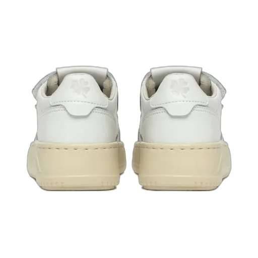 Low-Top Sneakers With Velcro Straps